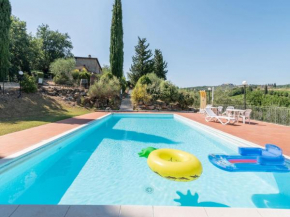 Sun kissed Holiday Home in Gaiole in Chianti with Garden Monti